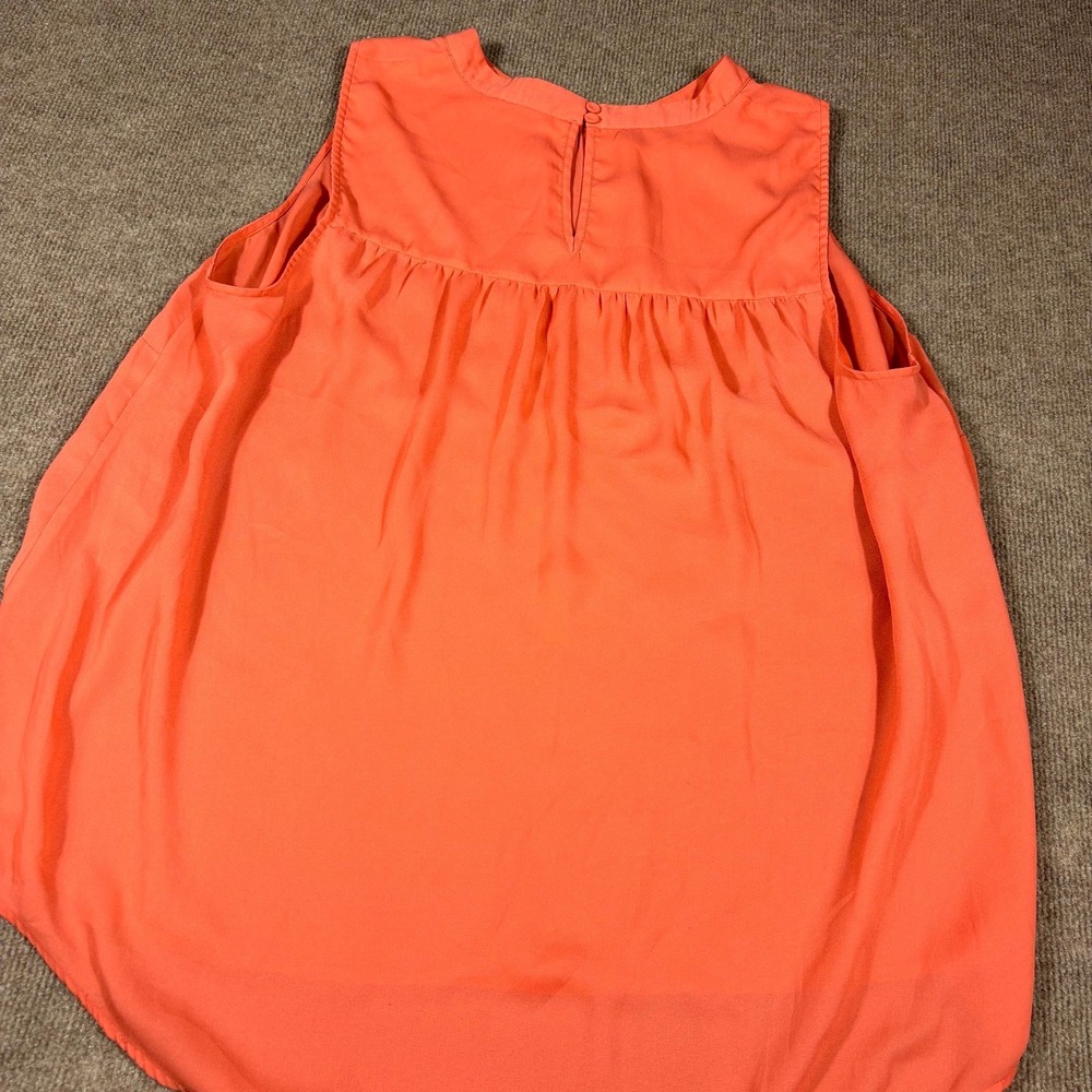 Les Serein Sleeveless Blouse XS Orange Crew Neck Pleated Keyhole Back Casual